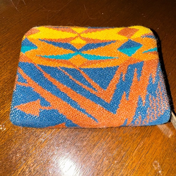Pendleton Accordion Aztec Pattern Wallet - Picture 2 of 5